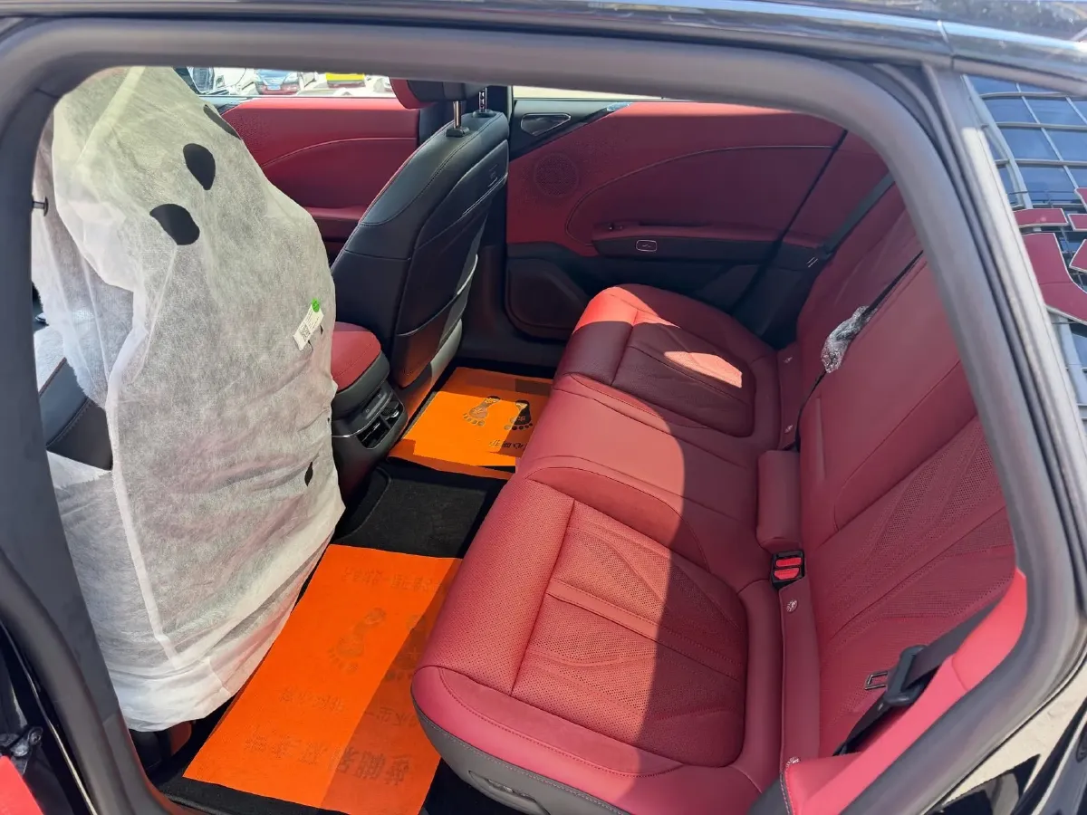 2025 Zeekr 007GT BEV 100.01KWH,autocango,china used car exporter,china ev exporter,chinese used car exporter,chinese used ev exporter