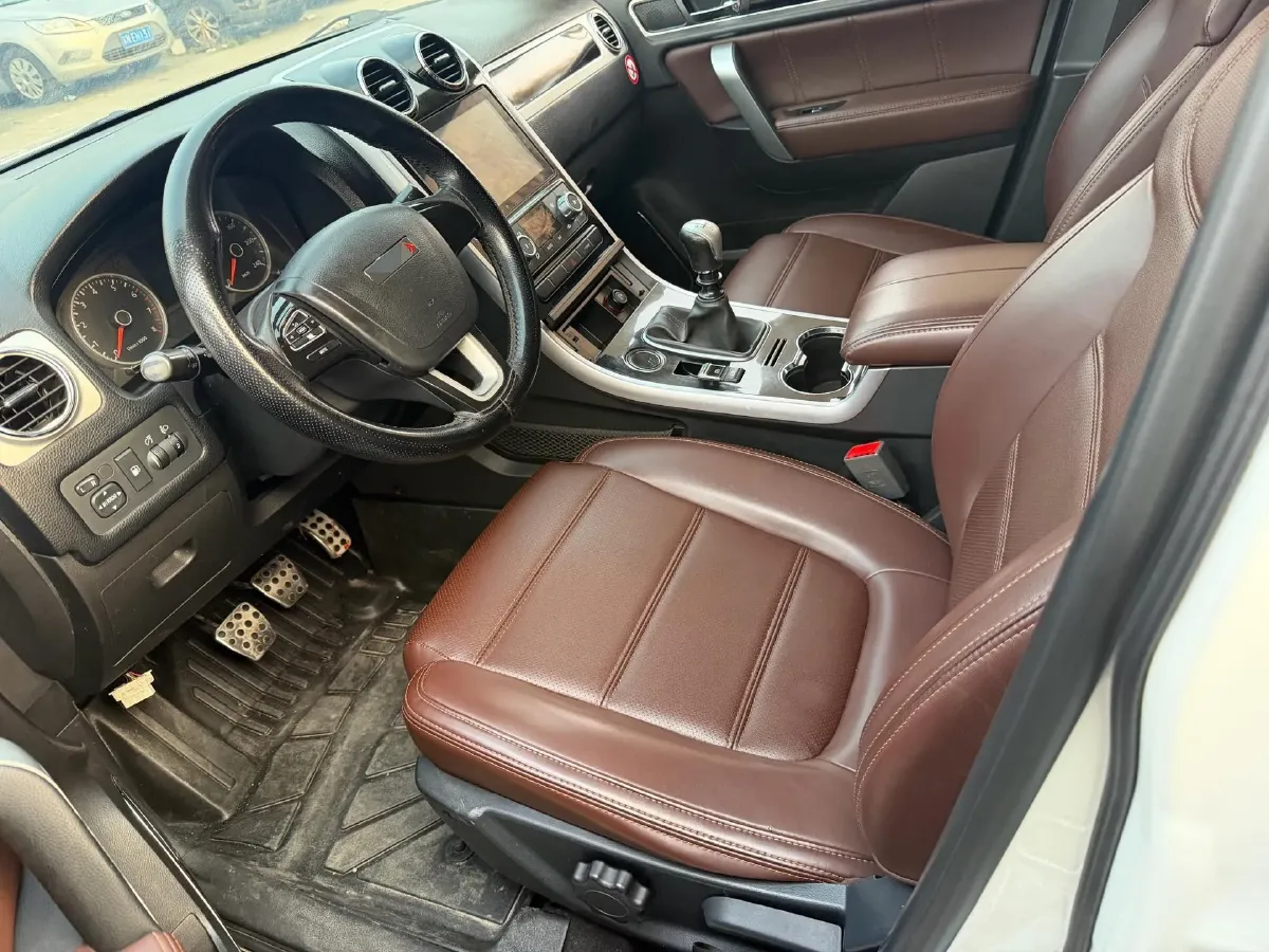 2017 Yema T70 1.5T 156HP L4 5MT,autocango,china used car exporter,china ev exporter,chinese used car exporter,chinese used ev exporter