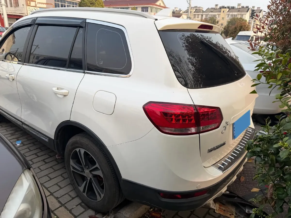 2017 Yema T70 1.5T 156HP L4 5MT,autocango,china used car exporter,china ev exporter,chinese used car exporter,chinese used ev exporter