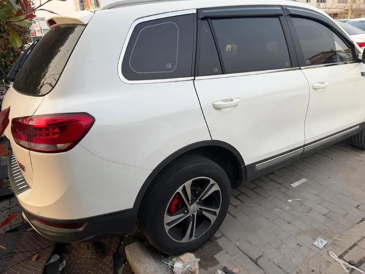 2017 Yema T70 1.5T 156HP L4 5MT,autocango,china used car exporter,china ev exporter,chinese used car exporter,chinese used ev exporter