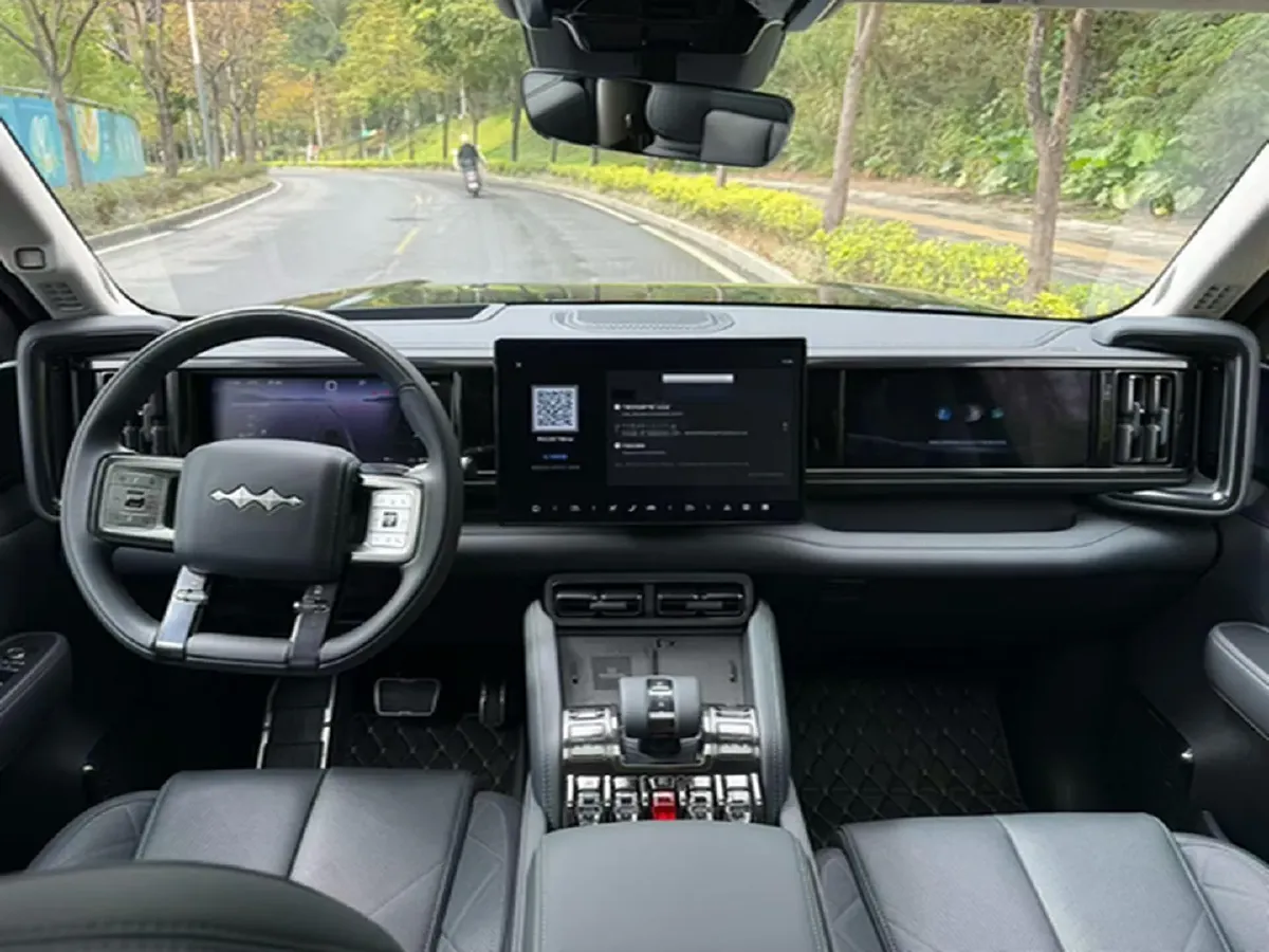 2023 FangChengBao Bao 5 1.5T 194HP L4 E-CVT PHEV 31.8KWH,autocango,china used car exporter,china ev exporter,chinese used car exporter,chinese used ev exporter