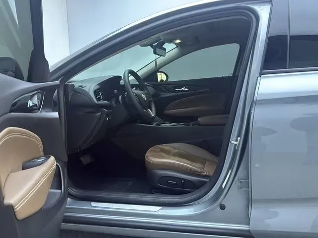 2023 Buick Regal 1.5T 169HP L4 9AT,autocango,china used car exporter,china ev exporter,chinese used car exporter,chinese used ev exporter