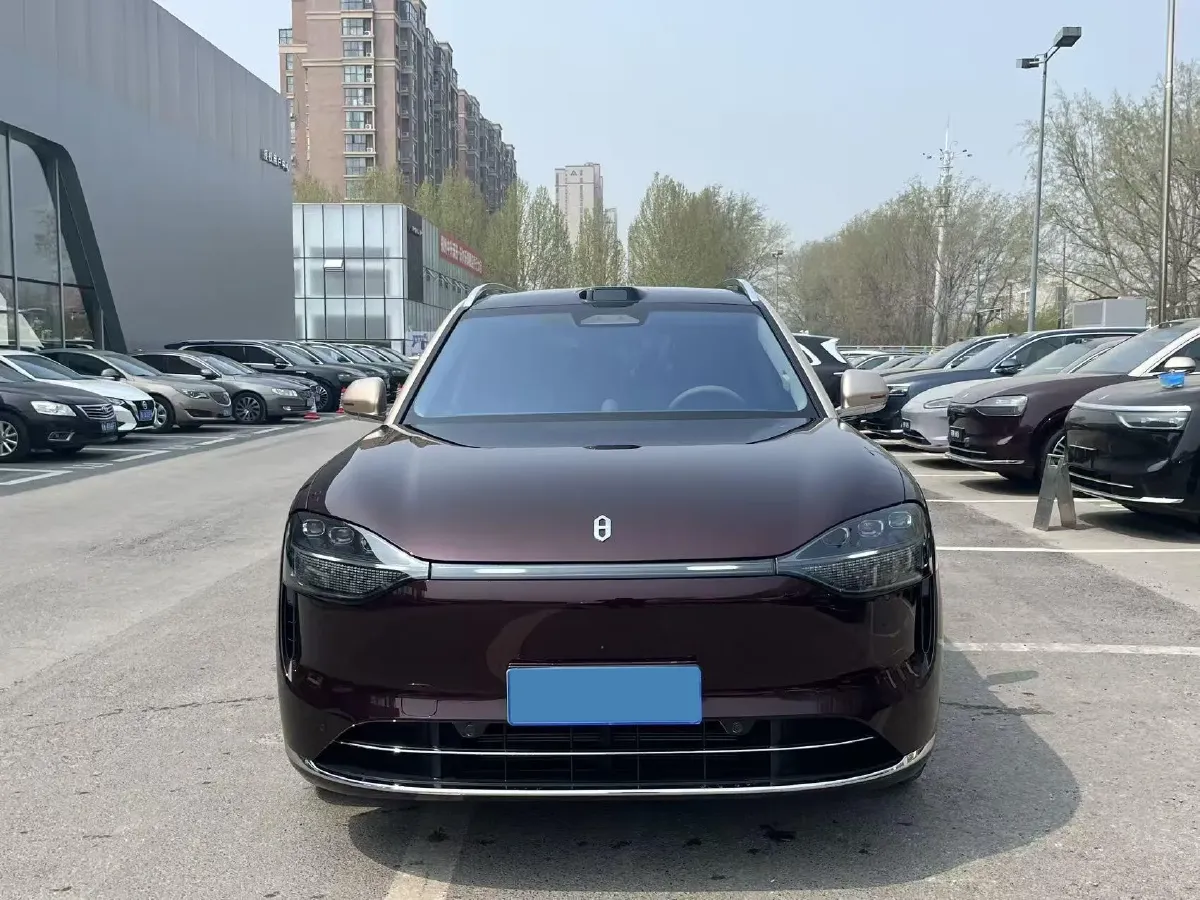 2025 AITO AITO M9 REEV 160HP REEV 52KWH,autocango,china used car exporter,china ev exporter,chinese used car exporter,chinese used ev exporter
