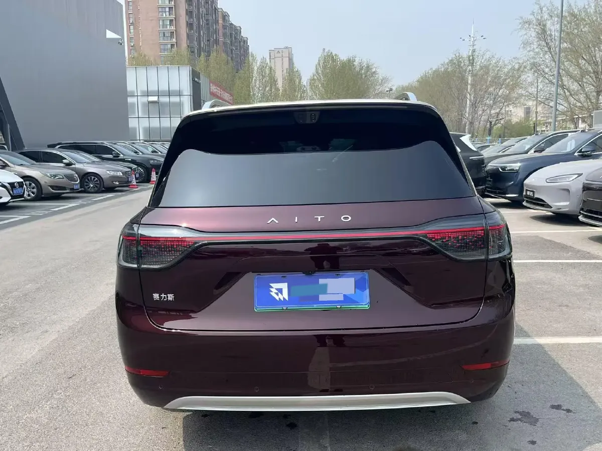 2025 AITO AITO M9 REEV 160HP REEV 52KWH,autocango,china used car exporter,china ev exporter,chinese used car exporter,chinese used ev exporter