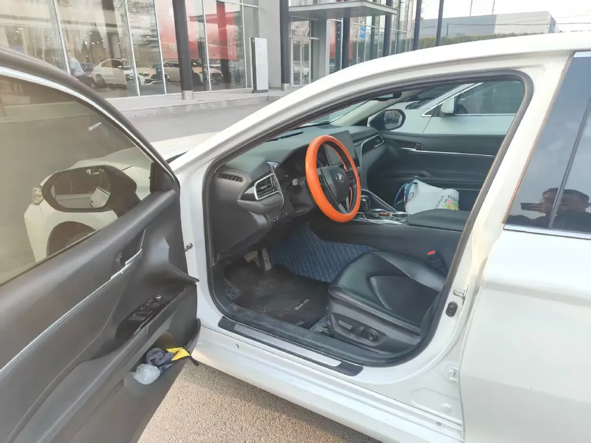 2023 Toyota Camry 2.5L 178HP L4 E-CVT Hybrid,autocango,china used car exporter,china ev exporter,chinese used car exporter,chinese used ev exporter