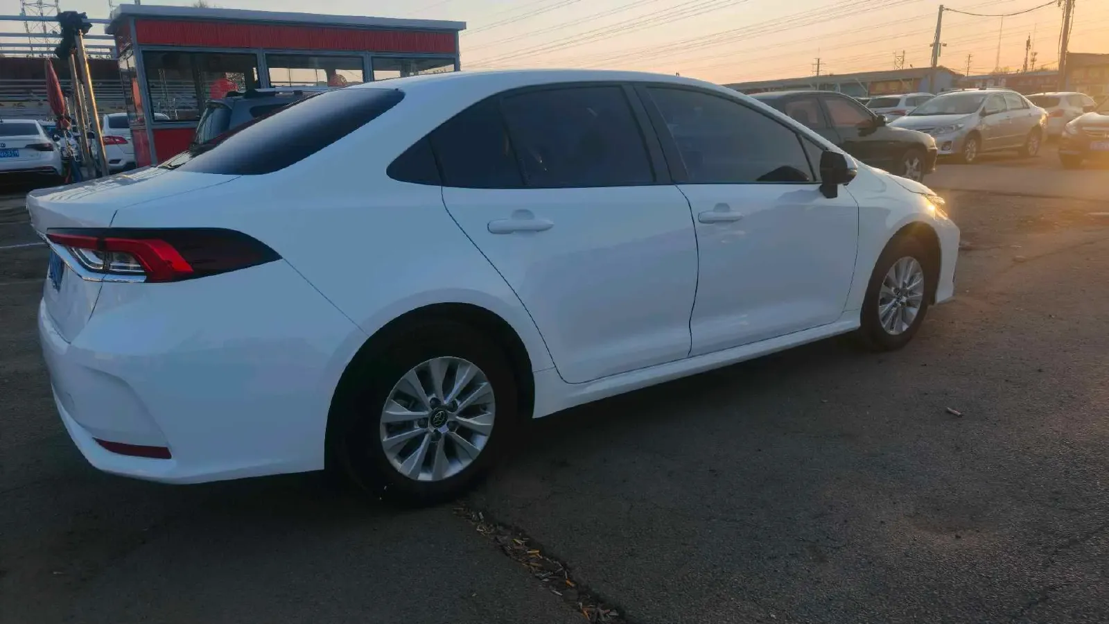2022 Toyota Corolla 1.8L 98HP L4 E-CVT Hybrid,autocango,china used car exporter,china ev exporter,chinese used car exporter,chinese used ev exporter