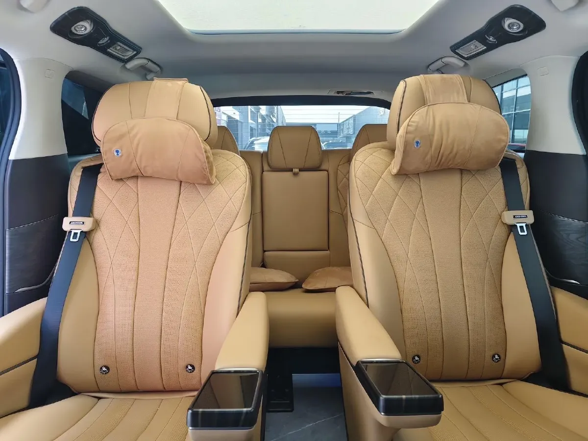 2024 Denza D9 1.5T 139HP L4 E-CVT PHEV 40KWH,autocango,china used car exporter,china ev exporter,chinese used car exporter,chinese used ev exporter