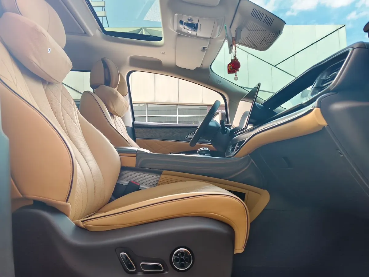 2024 Denza D9 1.5T 139HP L4 E-CVT PHEV 40KWH,autocango,china used car exporter,china ev exporter,chinese used car exporter,chinese used ev exporter