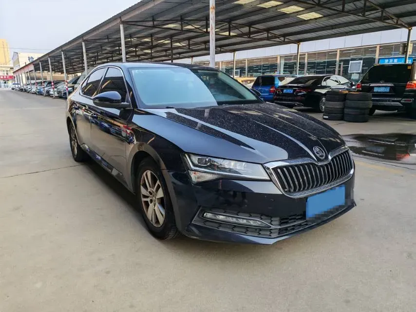 2019 Skoda Superb 1.4T 150HP L4 7DCT,autocango,china used car exporter,china ev exporter,chinese used car exporter,chinese used ev exporter