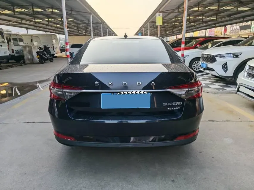 2019 Skoda Superb 1.4T 150HP L4 7DCT,autocango,china used car exporter,china ev exporter,chinese used car exporter,chinese used ev exporter