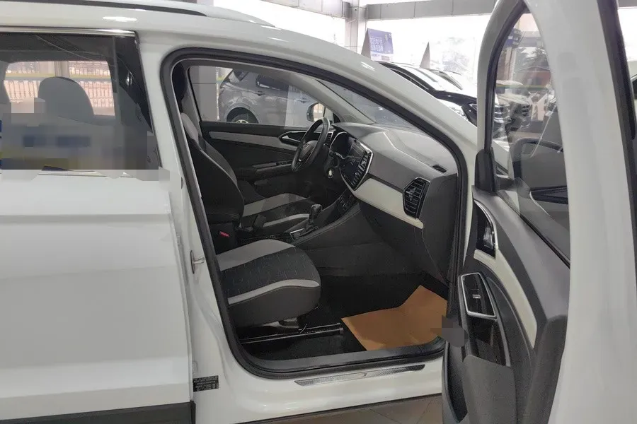 2023 Jetta VS7 1.4T 150HP L4 6AT,autocango,china used car exporter,china ev exporter,chinese used car exporter,chinese used ev exporter