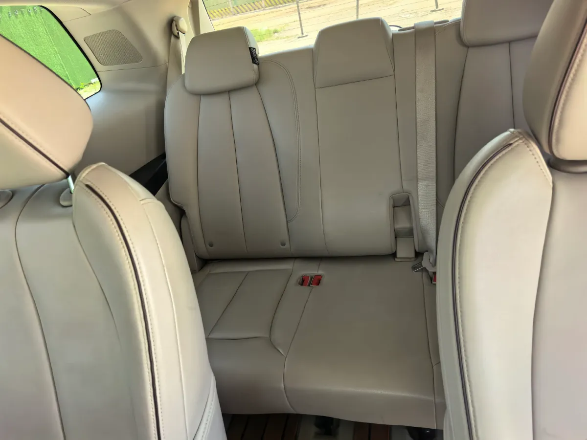 2020 Buick GL8 2.0T 237HP L4 9AT,autocango,china used car exporter,china ev exporter,chinese used car exporter,chinese used ev exporter