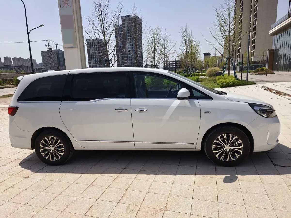 2020 Buick GL8 2.0T 237HP L4 9AT,autocango,china used car exporter,china ev exporter,chinese used car exporter,chinese used ev exporter