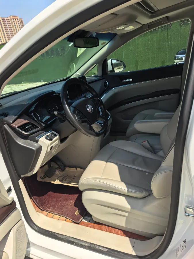 2020 Buick GL8 2.0T 237HP L4 9AT,autocango,china used car exporter,china ev exporter,chinese used car exporter,chinese used ev exporter