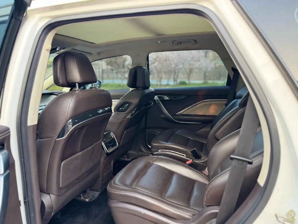 2019 Geely JiaJi 1.5T 177HP L3 7DCT,autocango,china used car exporter,china ev exporter,chinese used car exporter,chinese used ev exporter