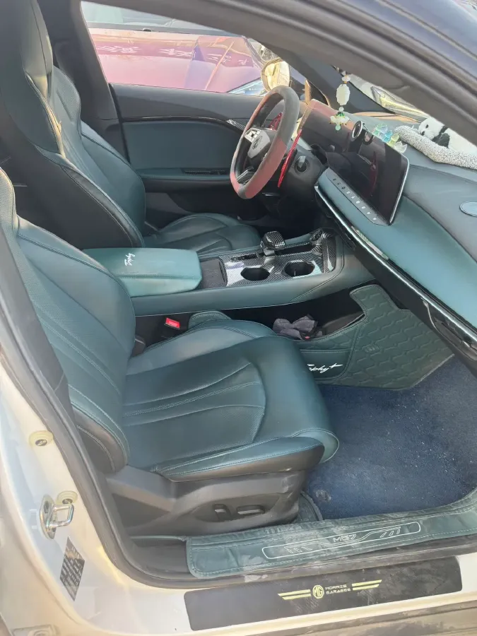 2023 MG 7 2.0T 261HP L4 9AT,autocango,china used car exporter,china ev exporter,chinese used car exporter,chinese used ev exporter