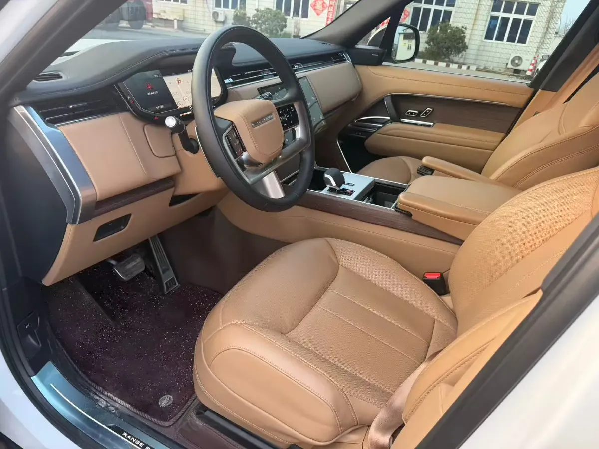 2025 Land Rover Range Rover 3.0T 400HP L6 8AT,autocango,china used car exporter,china ev exporter,chinese used car exporter,chinese used ev exporter