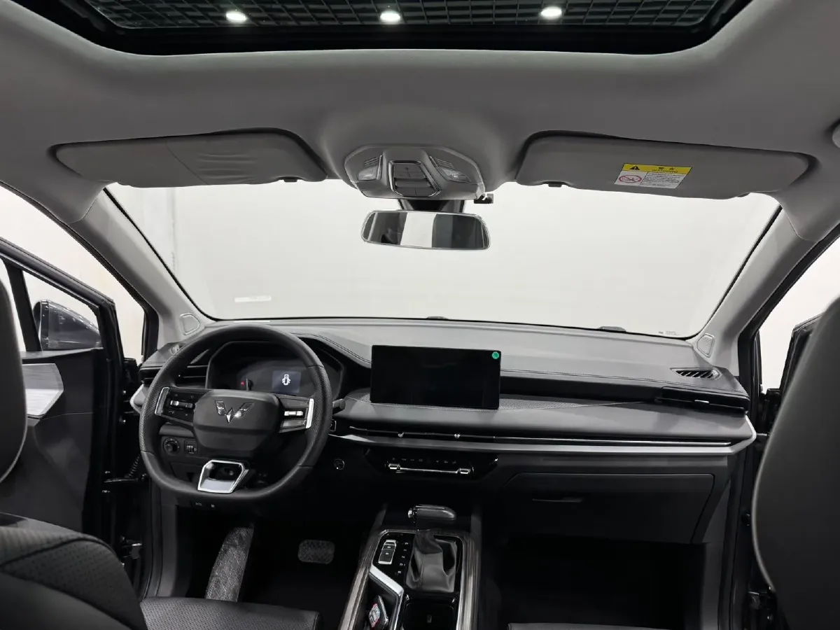 2022 Venucia T60 1.6L 126HP L4 CVT,autocango,china used car exporter,china ev exporter,chinese used car exporter,chinese used ev exporter