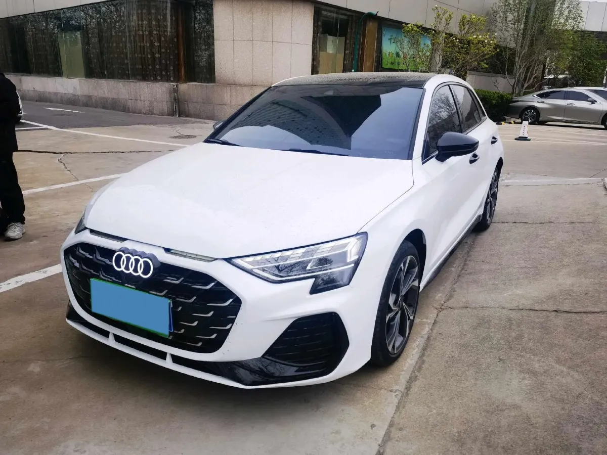 2025 Audi A3 1.5T 160HP L4 7DCT,autocango,china used car exporter,china ev exporter,chinese used car exporter,chinese used ev exporter