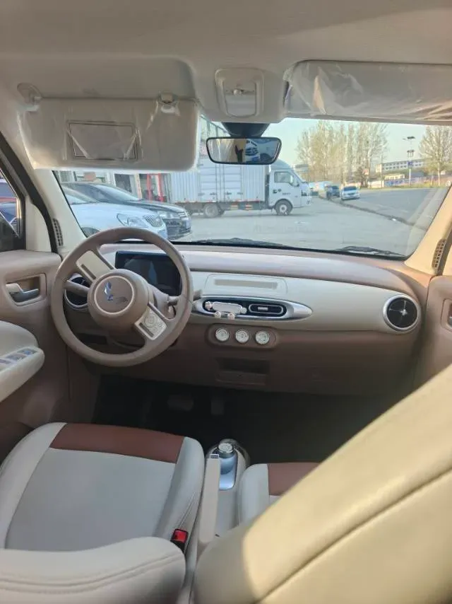 2025 WuLing HongGuang MINI EV BEV 16.2KWH,autocango,china used car exporter,china ev exporter,chinese used car exporter,chinese used ev exporter