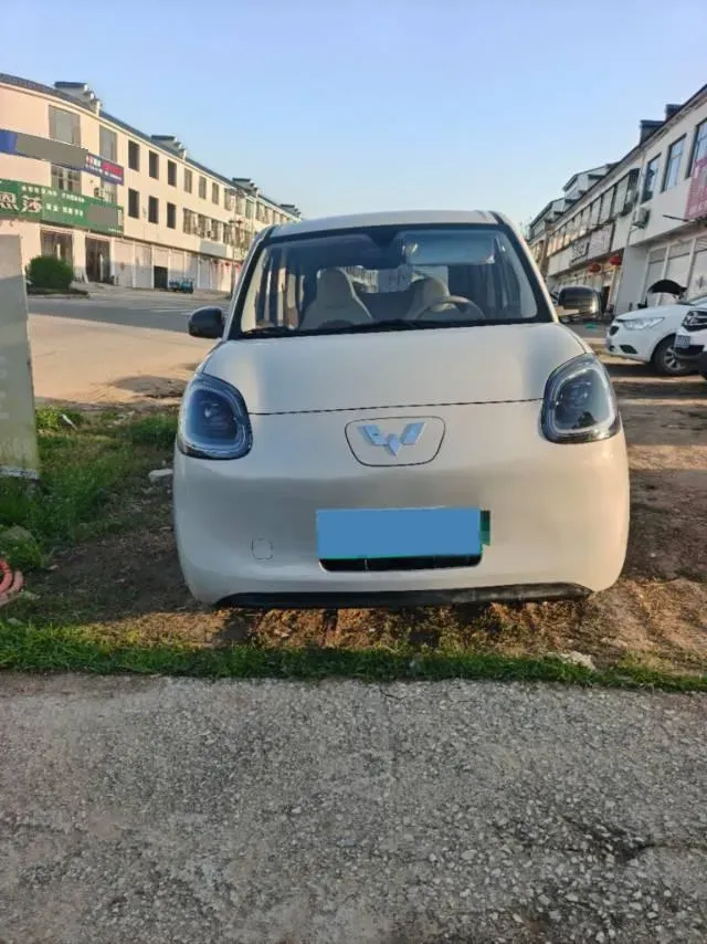 2025 WuLing HongGuang MINI EV BEV 16.2KWH,autocango,china used car exporter,china ev exporter,chinese used car exporter,chinese used ev exporter
