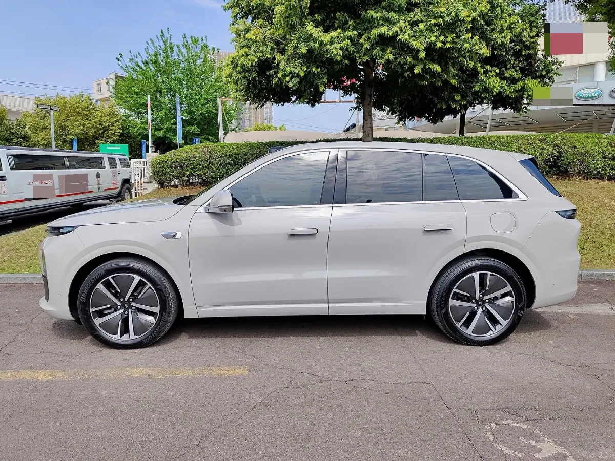 2024 Li L6 Range Extended 154HP L4 REEV 36.8KWH,autocango,china used car exporter,china ev exporter,chinese used car exporter,chinese used ev exporter