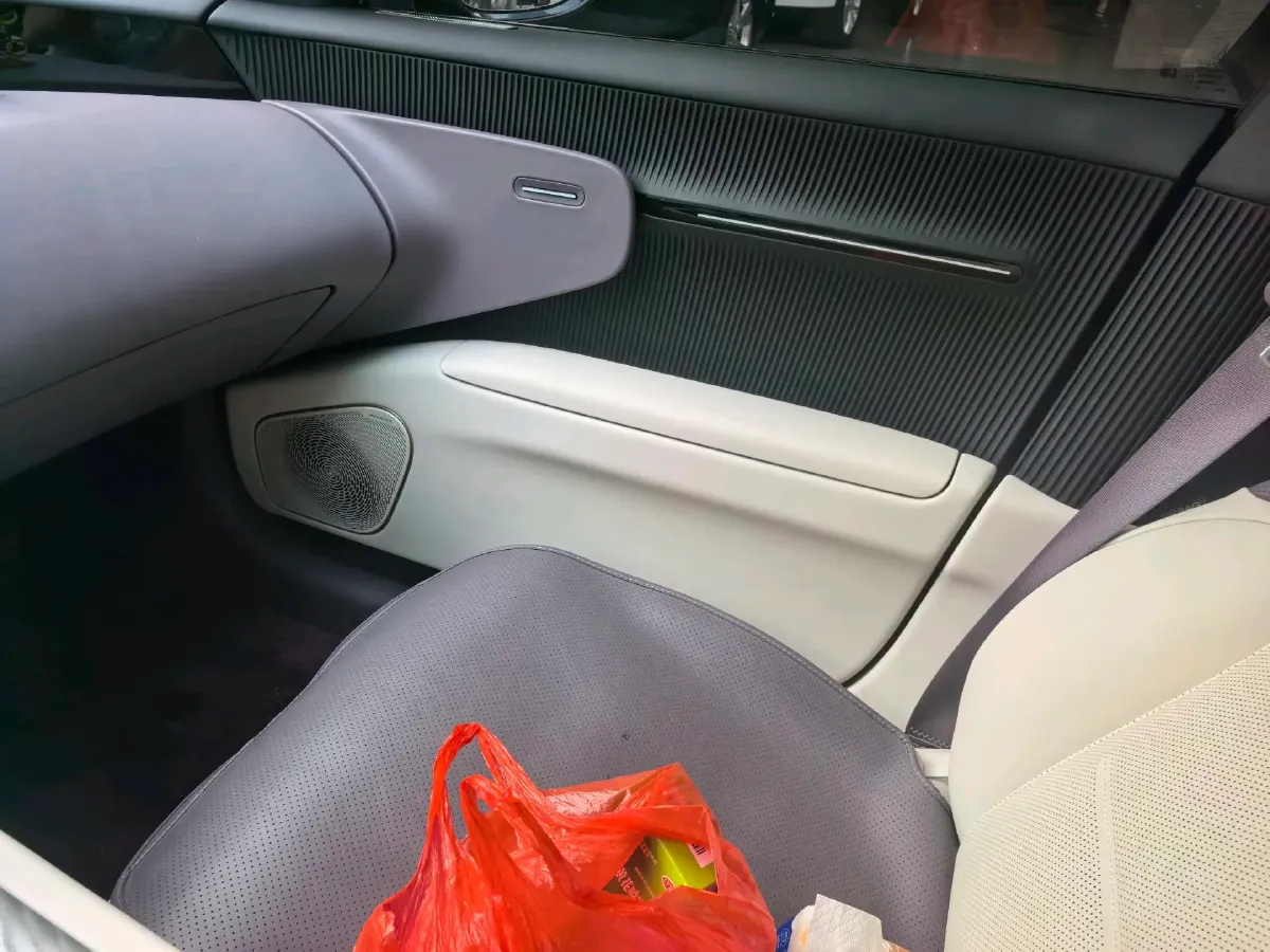 2025 Avatr 12 BEV 94.53KWH,autocango,china used car exporter,china ev exporter,chinese used car exporter,chinese used ev exporter