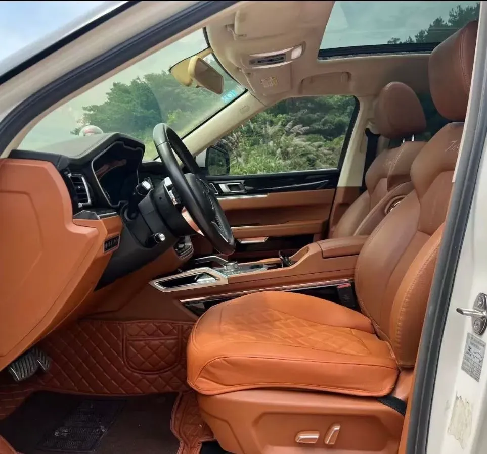 2017 Zotye T700 1.8T 177HP L4 6DCT,autocango,china used car exporter,china ev exporter,chinese used car exporter,chinese used ev exporter