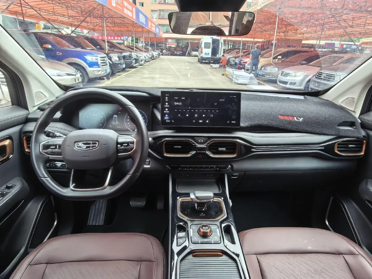 2022 Geely Okavango 1.8T 184HP L4 7DCT,autocango,china used car exporter,china ev exporter,chinese used car exporter,chinese used ev exporter