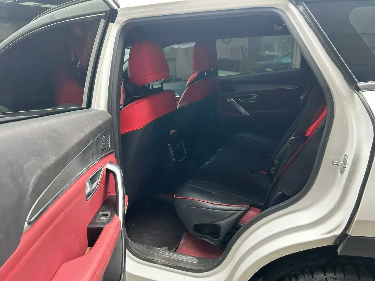 2024 Jetour X70 Plus 1.5T 156HP L4 6DCT,autocango,china used car exporter,china ev exporter,chinese used car exporter,chinese used ev exporter