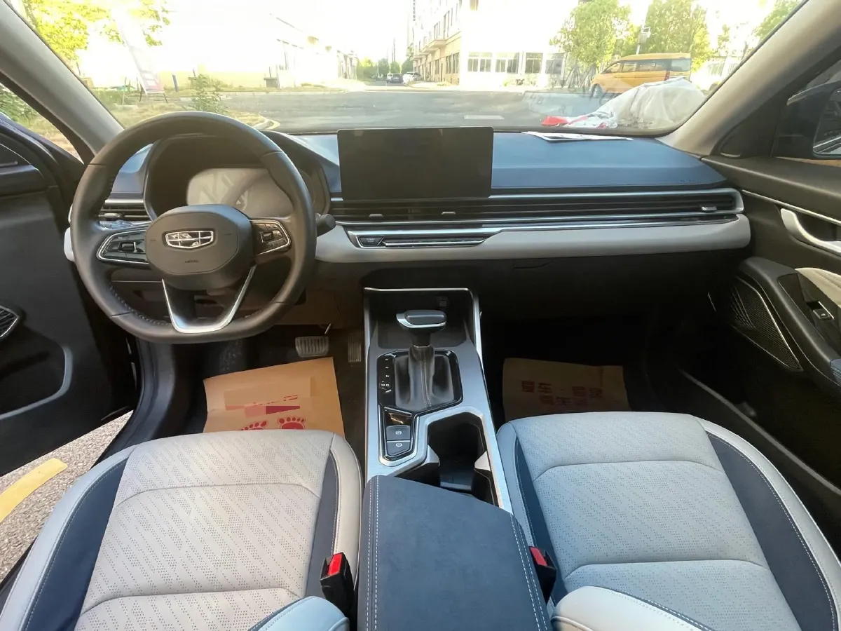 2022 Geely Emgrand 1.5L 114HP L4 CVT,autocango,china used car exporter,china ev exporter,chinese used car exporter,chinese used ev exporter