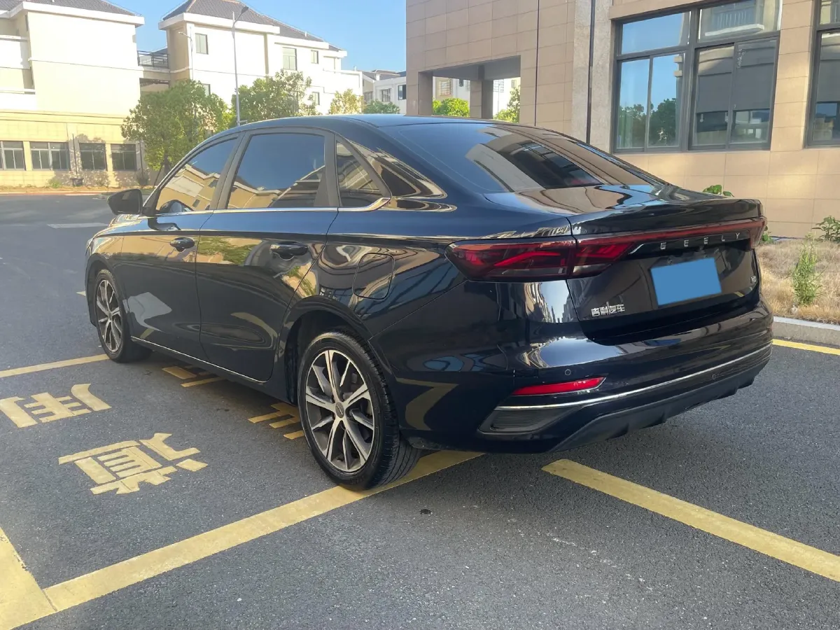 2022 Geely Emgrand 1.5L 114HP L4 CVT,autocango,china used car exporter,china ev exporter,chinese used car exporter,chinese used ev exporter