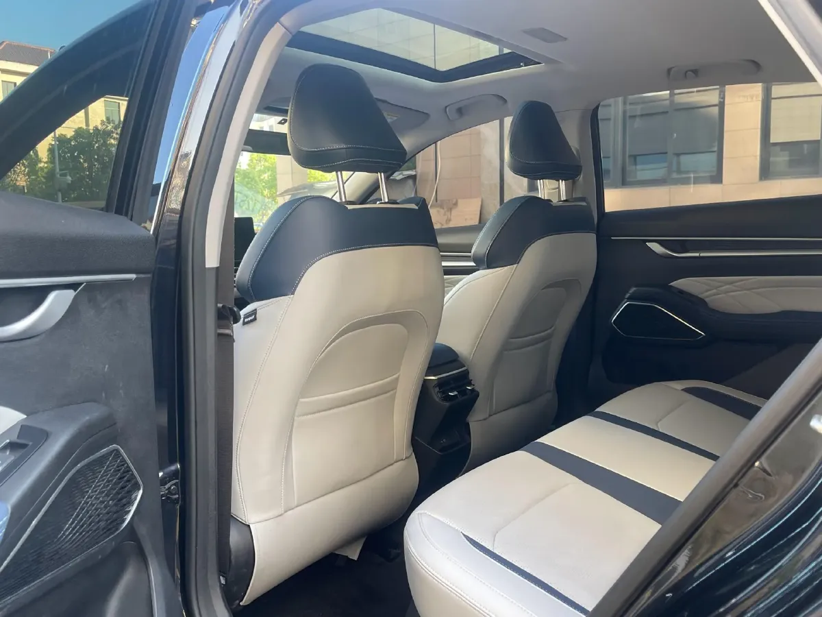 2022 Geely Emgrand 1.5L 114HP L4 CVT,autocango,china used car exporter,china ev exporter,chinese used car exporter,chinese used ev exporter