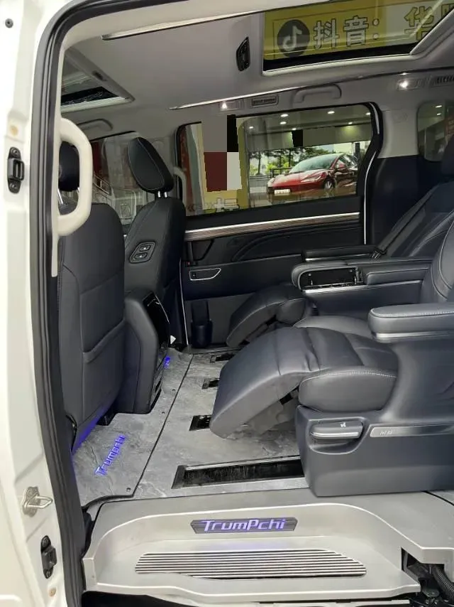 2023 GAC Trumpchi M8 2.0T 252HP L4 8AT,autocango,china used car exporter,china ev exporter,chinese used car exporter,chinese used ev exporter