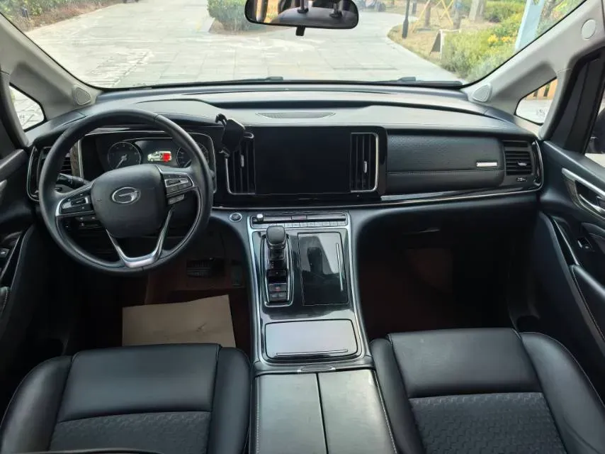 2023 GAC Trumpchi M8 2.0T 252HP L4 8AT,autocango,china used car exporter,china ev exporter,chinese used car exporter,chinese used ev exporter