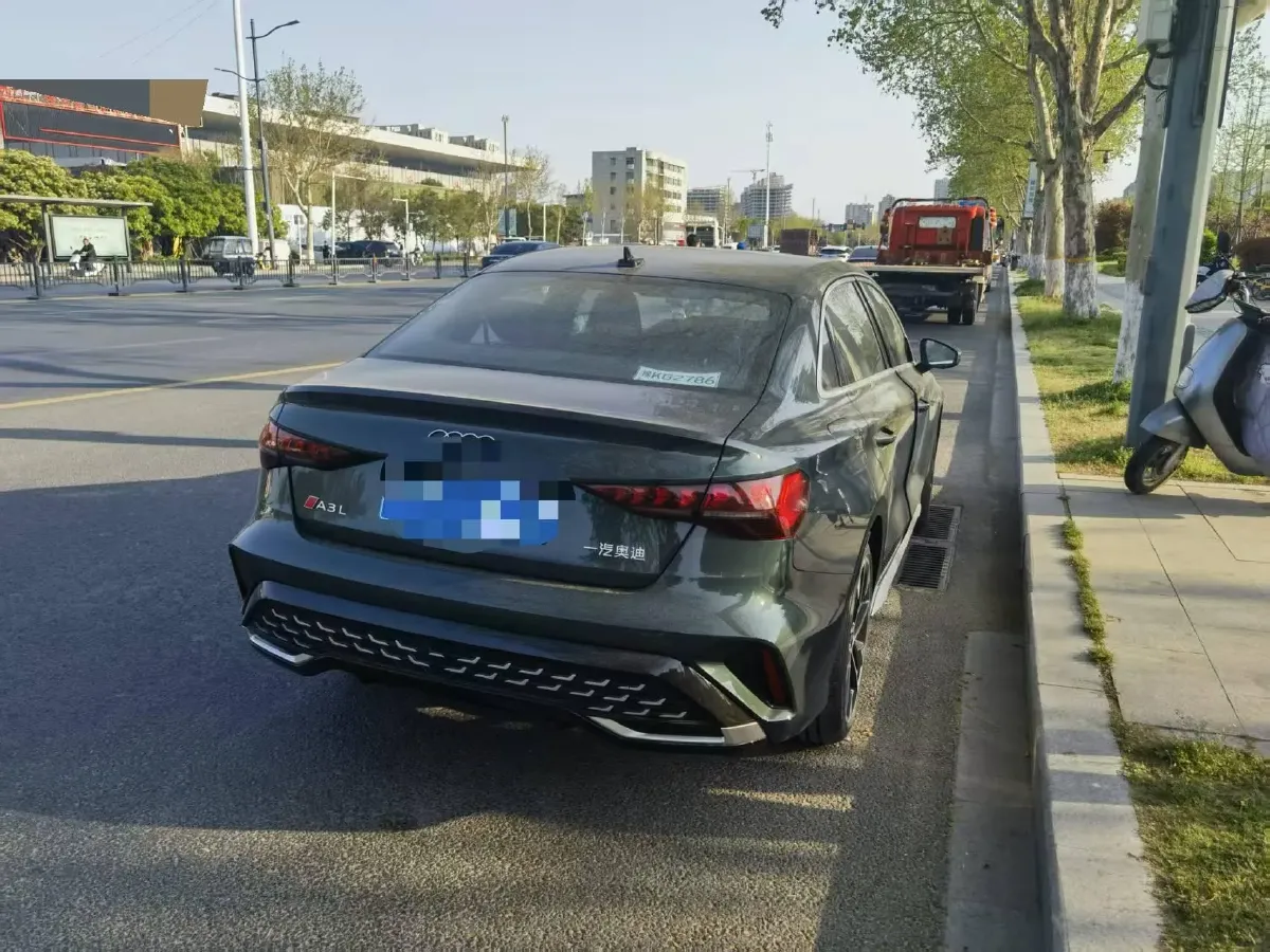 2025 Audi A3 1.5T 160HP L4 7DCT,autocango,china used car exporter,china ev exporter,chinese used car exporter,chinese used ev exporter