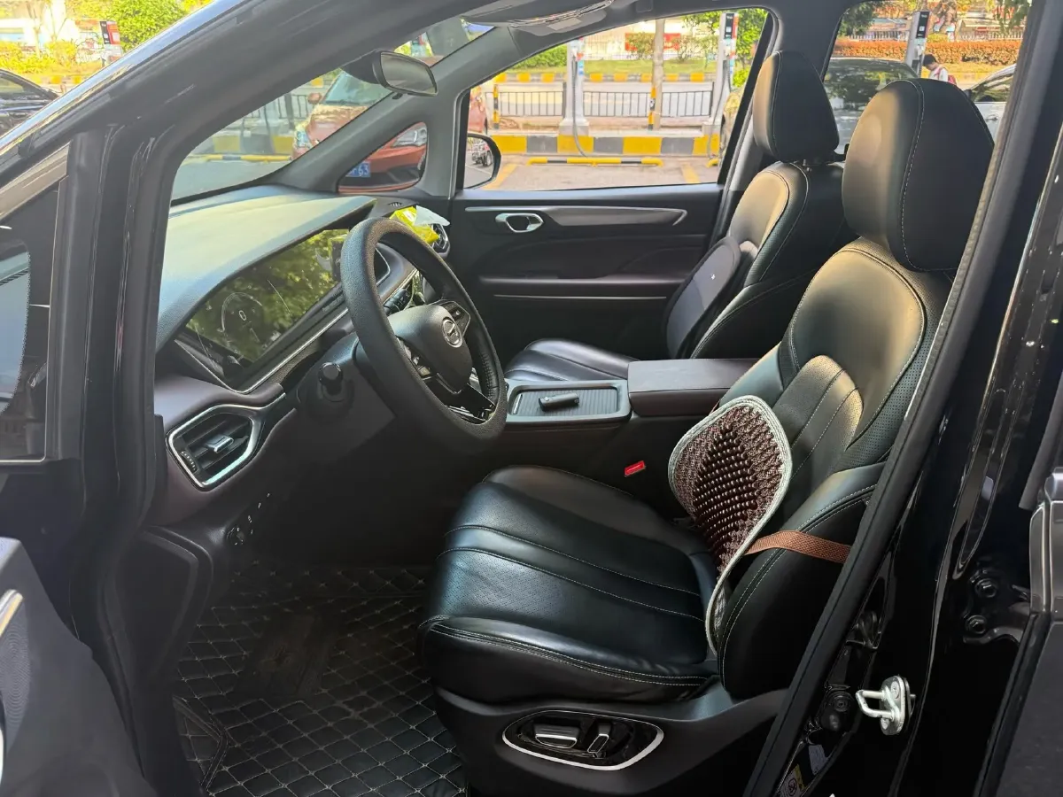 2021 GAC Trumpchi M6 1.5T 169HP L4 6AT,autocango,china used car exporter,china ev exporter,chinese used car exporter,chinese used ev exporter