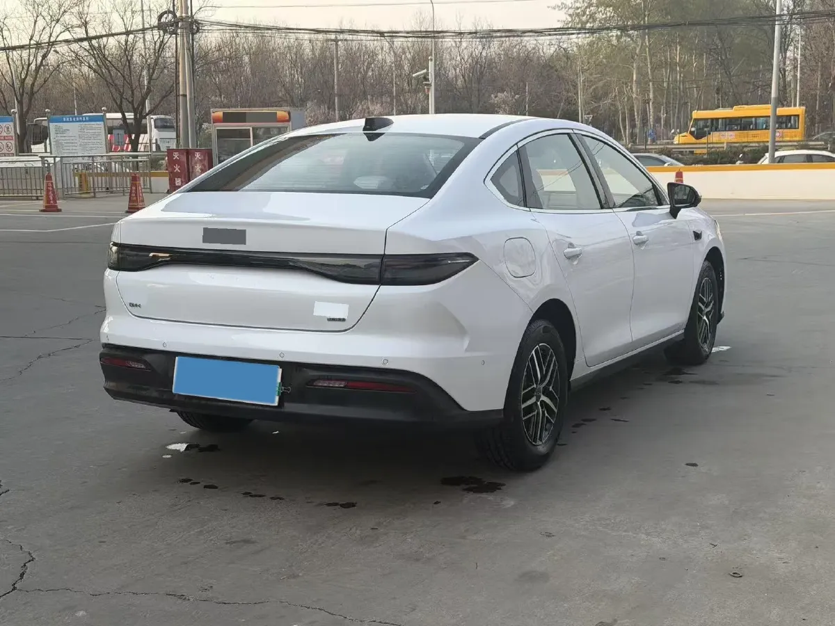 2025 BYD Seal05 DM-i 1.5L 101HP L4 E-CVT PHEV 15.87KWH,autocango,china used car exporter,china ev exporter,chinese used car exporter,chinese used ev exporter