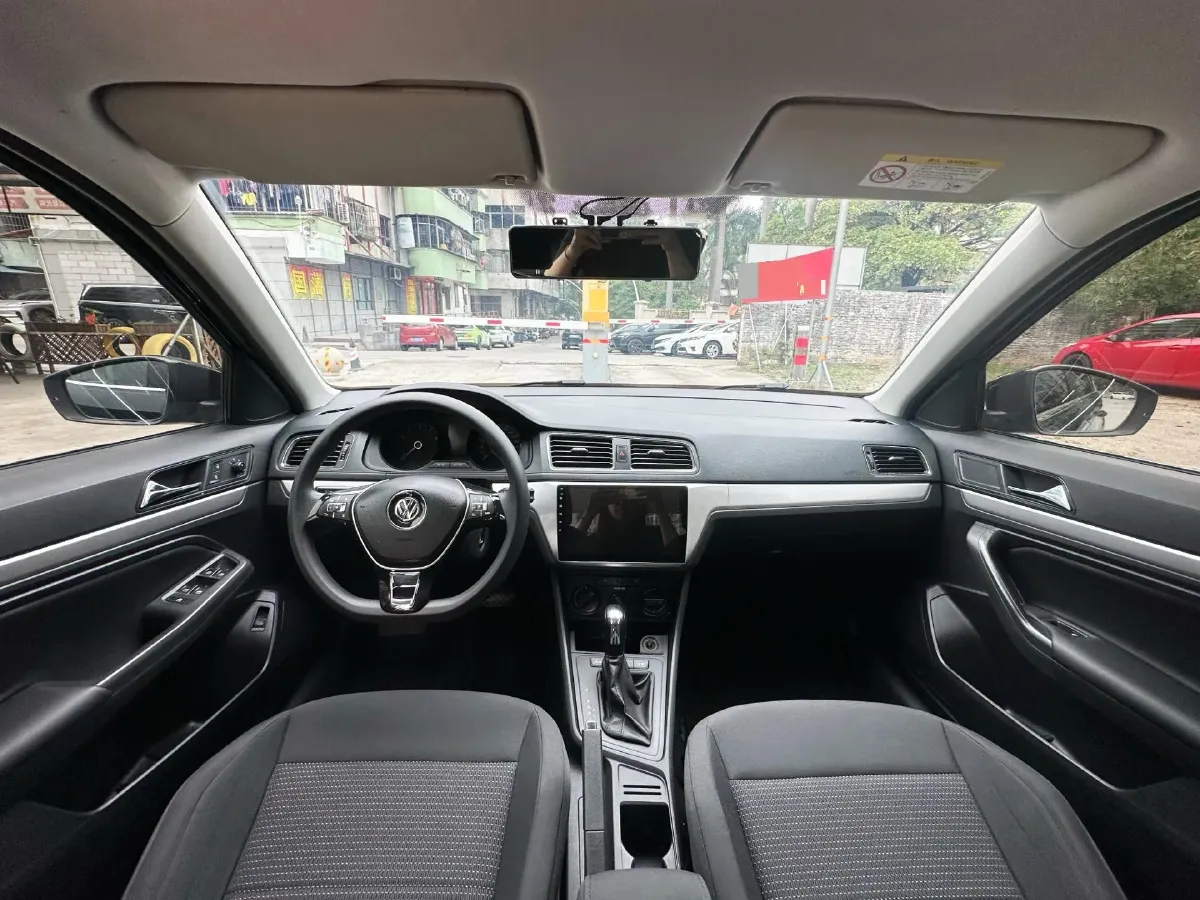 2017 Volkswagen Lavida 1.6L 110HP L4 6AT,autocango,china used car exporter,china ev exporter,chinese used car exporter,chinese used ev exporter