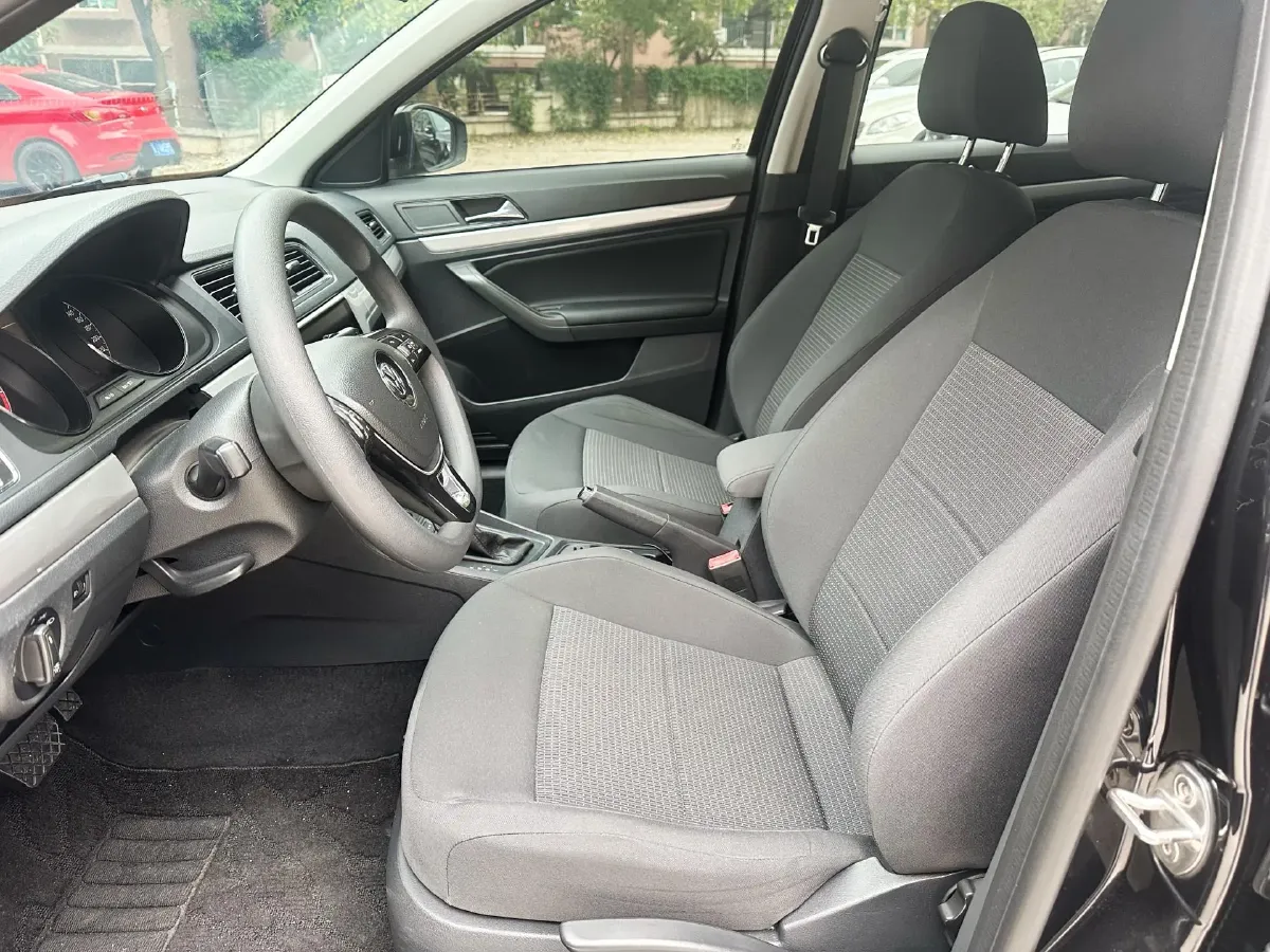 2017 Volkswagen Lavida 1.6L 110HP L4 6AT,autocango,china used car exporter,china ev exporter,chinese used car exporter,chinese used ev exporter