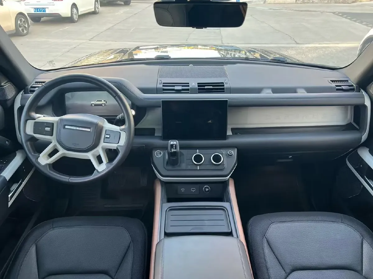 2023 Land Rover Defender 3.0T 400HP L6 8AT,autocango,china used car exporter,china ev exporter,chinese used car exporter,chinese used ev exporter