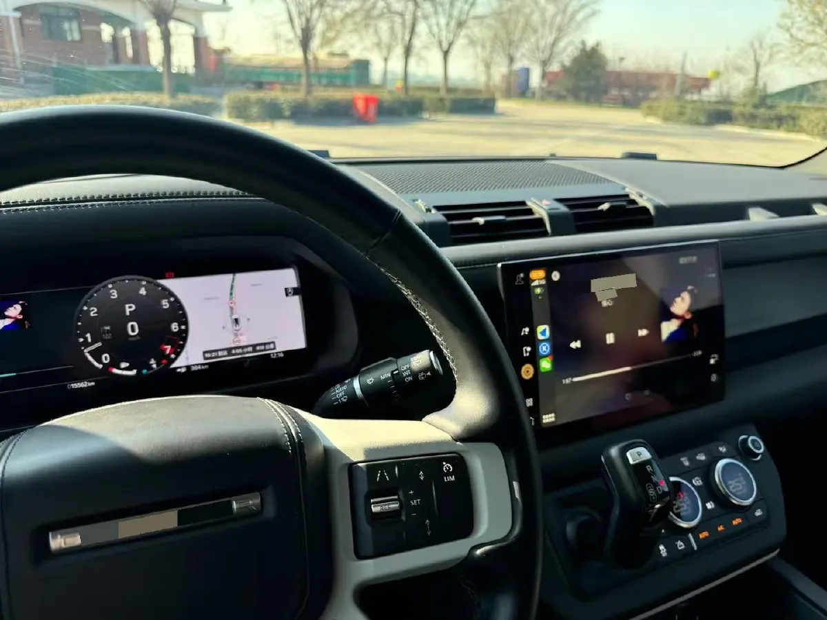 2023 Land Rover Defender 3.0T 400HP L6 8AT,autocango,china used car exporter,china ev exporter,chinese used car exporter,chinese used ev exporter