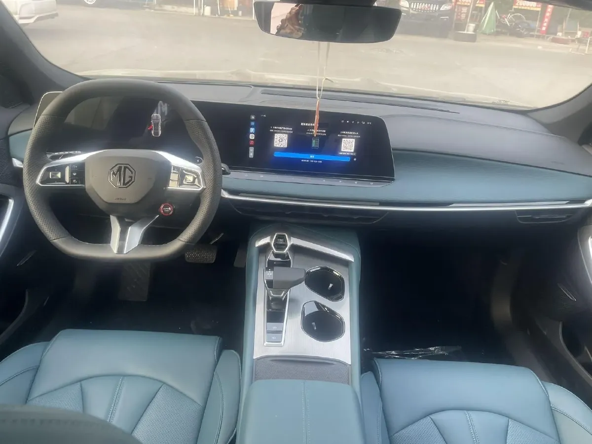 2025 MG 7 1.5T 188HP L4 7DCT,autocango,china used car exporter,china ev exporter,chinese used car exporter,chinese used ev exporter