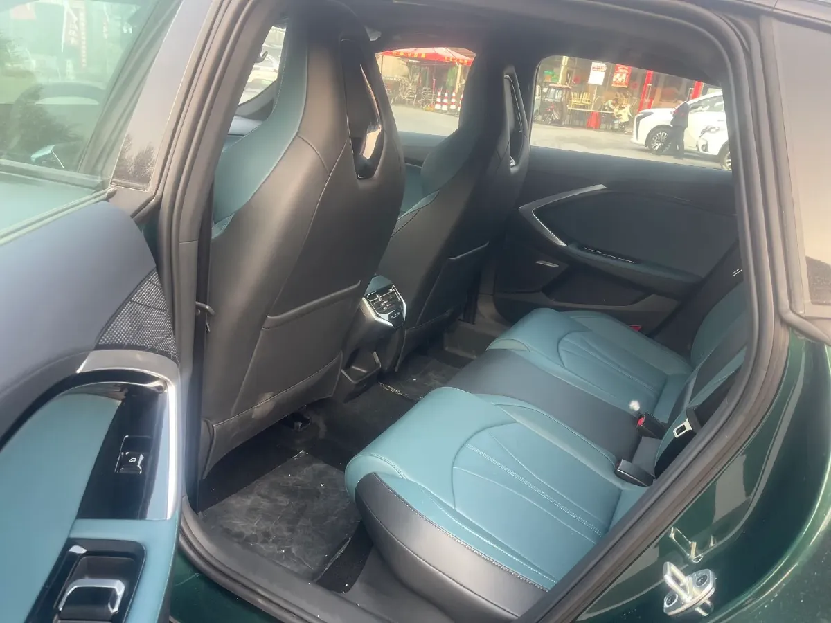 2025 MG 7 1.5T 188HP L4 7DCT,autocango,china used car exporter,china ev exporter,chinese used car exporter,chinese used ev exporter