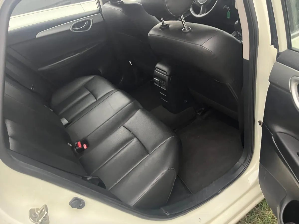 2021 Nissan Sylphy 1.6L 122HP L4 CVT,autocango,china used car exporter,china ev exporter,chinese used car exporter,chinese used ev exporter