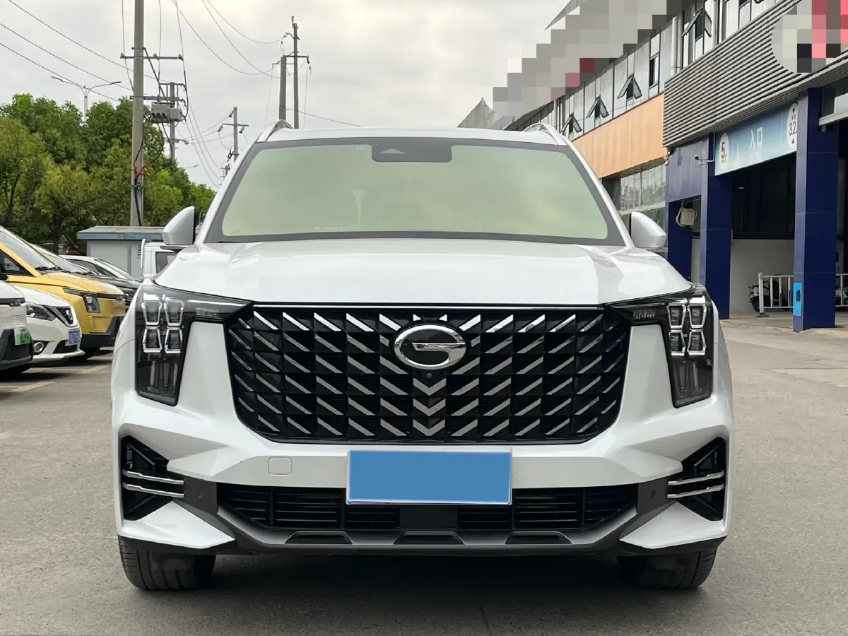 2022 GAC Trumpchi GS8 2.0T 252HP L4 8AT,autocango,china used car exporter,china ev exporter,chinese used car exporter,chinese used ev exporter