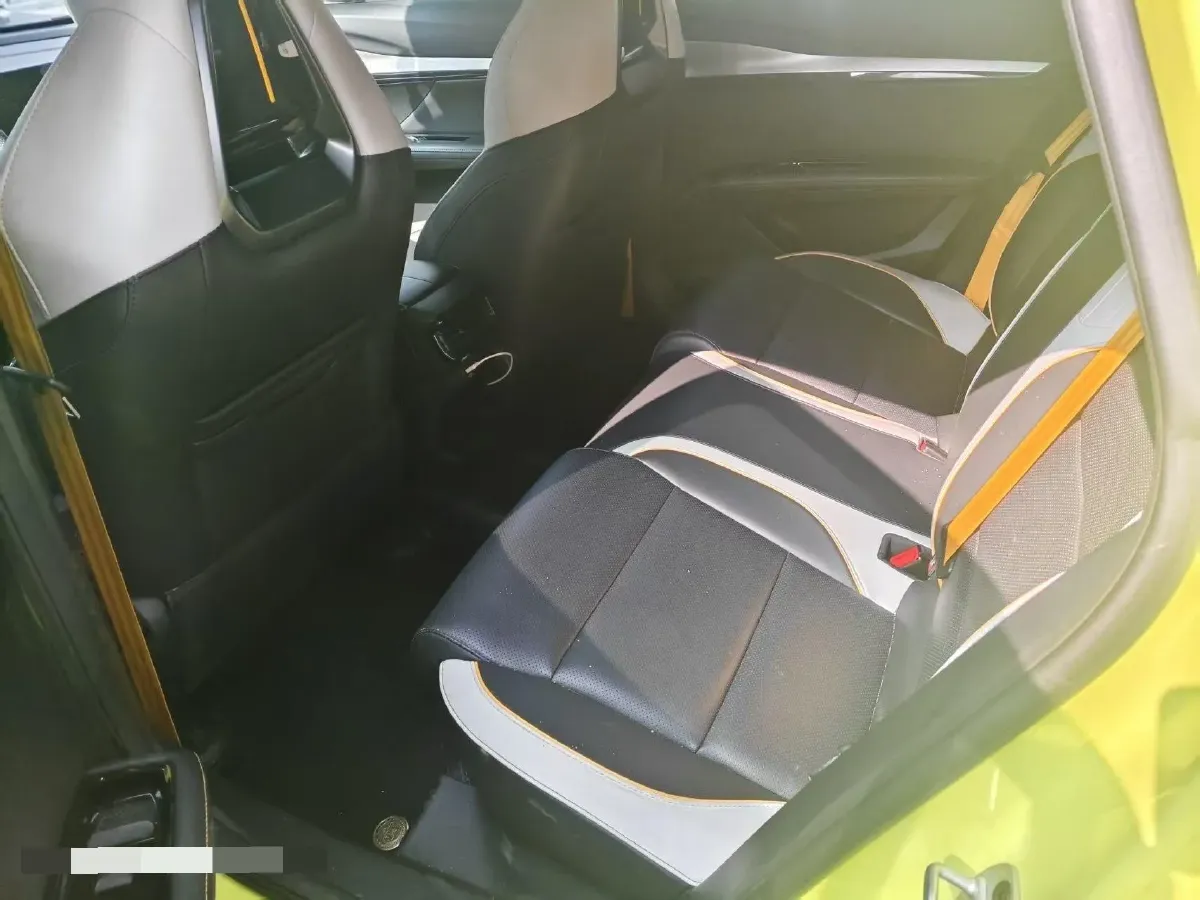 2022 MG 5 Scorpio 1.5T 181HP L4 7DCT,autocango,china used car exporter,china ev exporter,chinese used car exporter,chinese used ev exporter