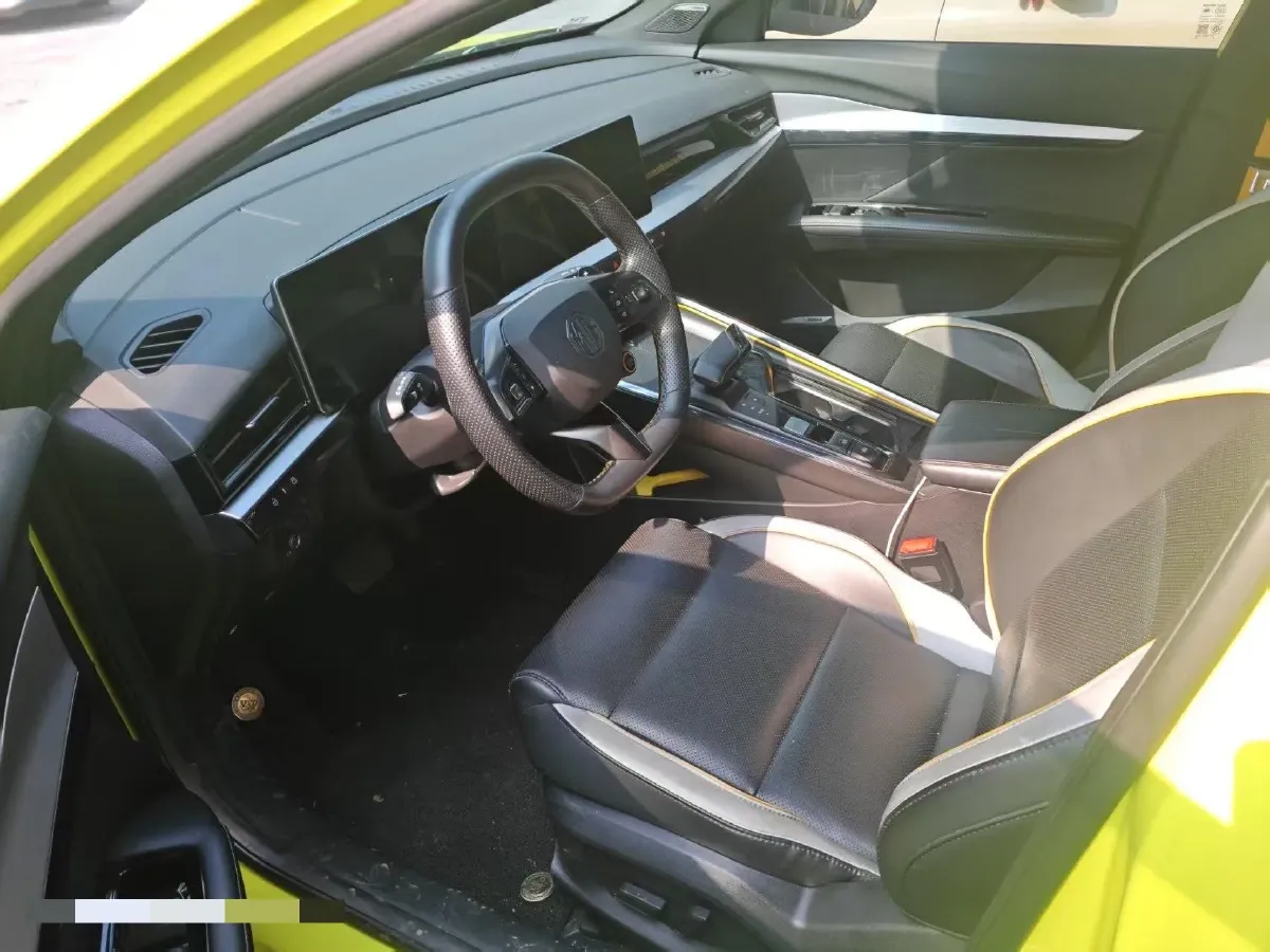 2022 MG 5 Scorpio 1.5T 181HP L4 7DCT,autocango,china used car exporter,china ev exporter,chinese used car exporter,chinese used ev exporter