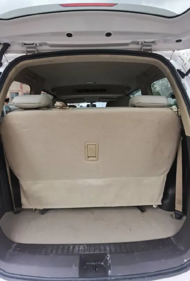 2021 WuLing HongGuang 1.5L 99HP L4 6MT,autocango,china used car exporter,china ev exporter,chinese used car exporter,chinese used ev exporter