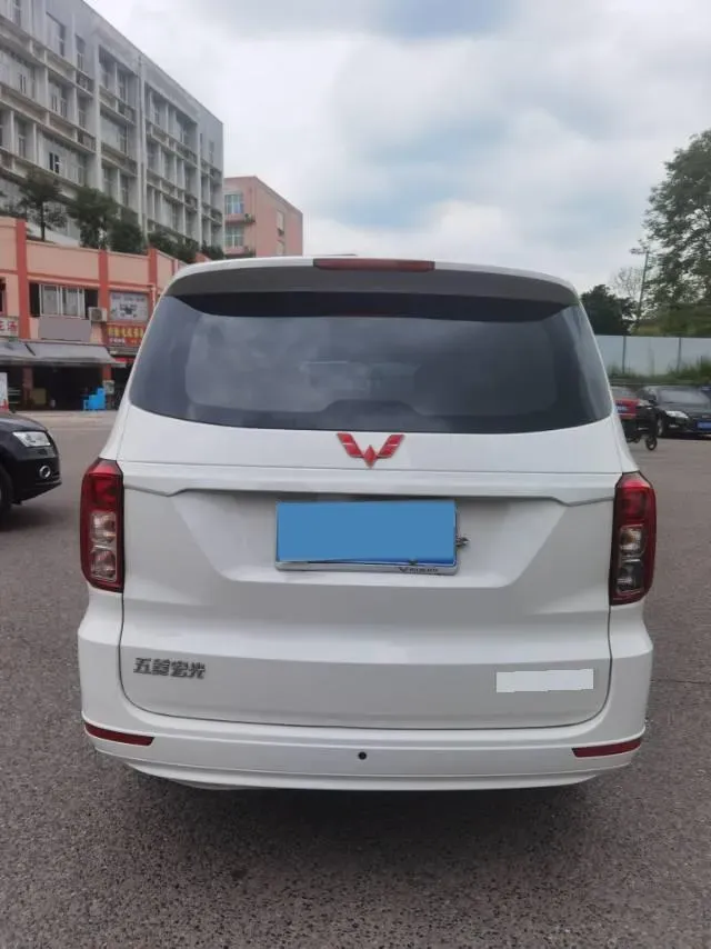 2021 WuLing HongGuang 1.5L 99HP L4 6MT,autocango,china used car exporter,china ev exporter,chinese used car exporter,chinese used ev exporter